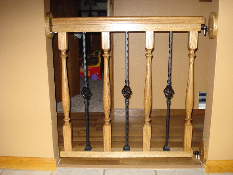 custom gate for illinois railing